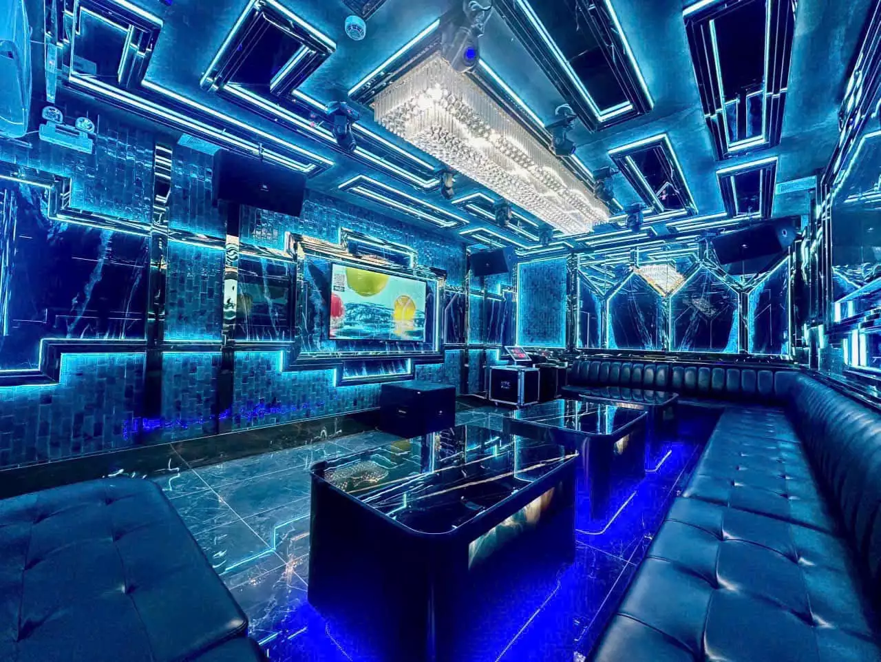 The Growing Popularity of Luxury Karaoke Entertainment